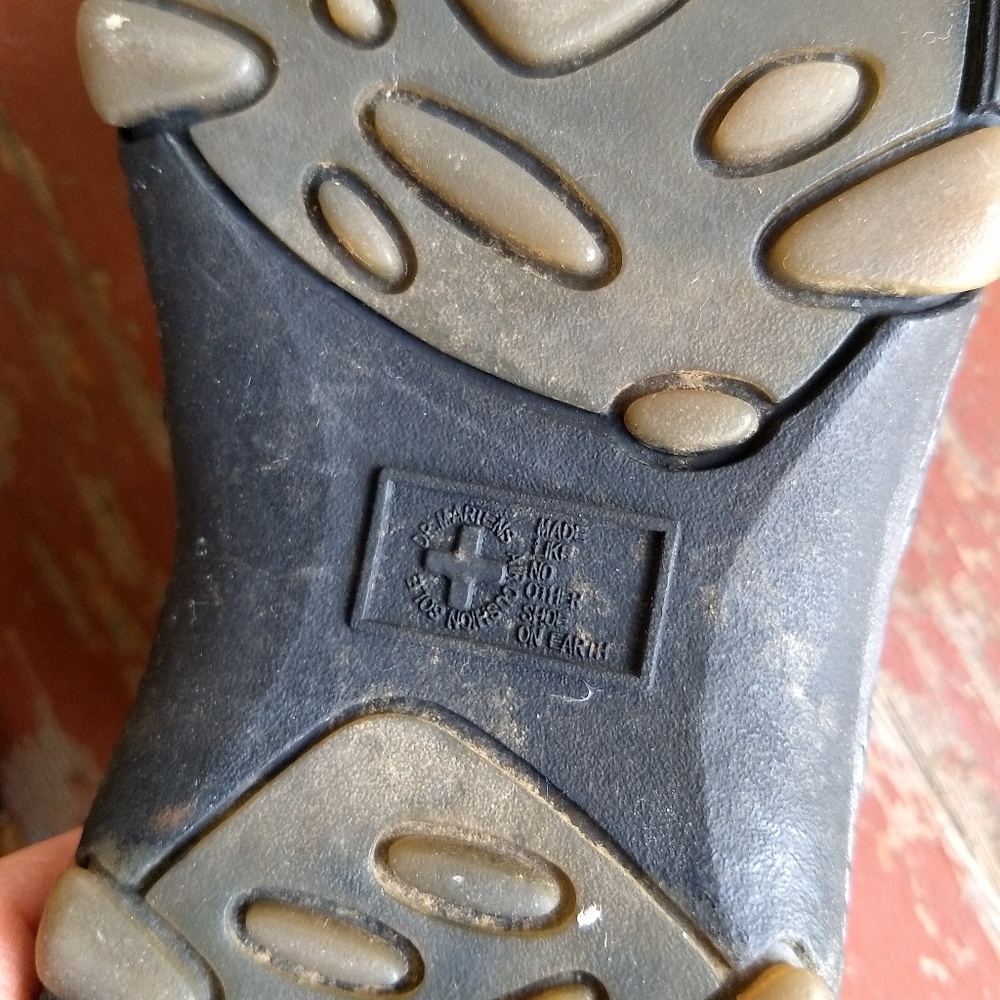 Dr. Marten's leather sneakers - Picture 6 of 8
